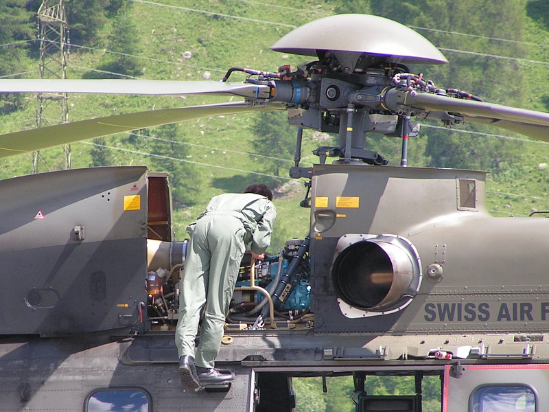 Mech_Super_Puma.JPG
